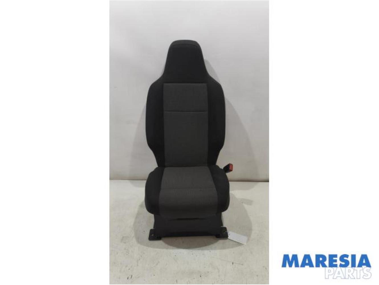 Opel - Combo - Siège droit