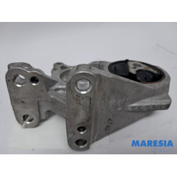 Peugeot - 308 - Engine mount