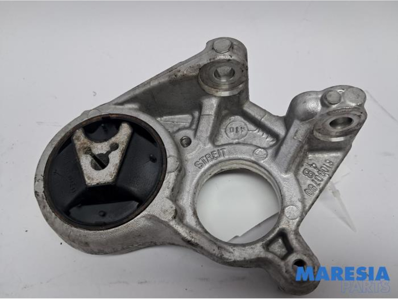 Peugeot - 308 - Engine mount