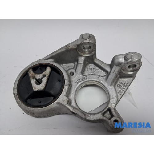 Peugeot - 308 - Engine mount