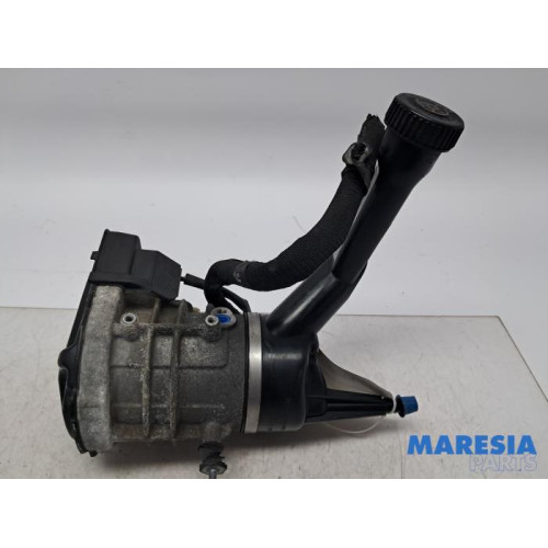 Peugeot - 308 - Power steering pump