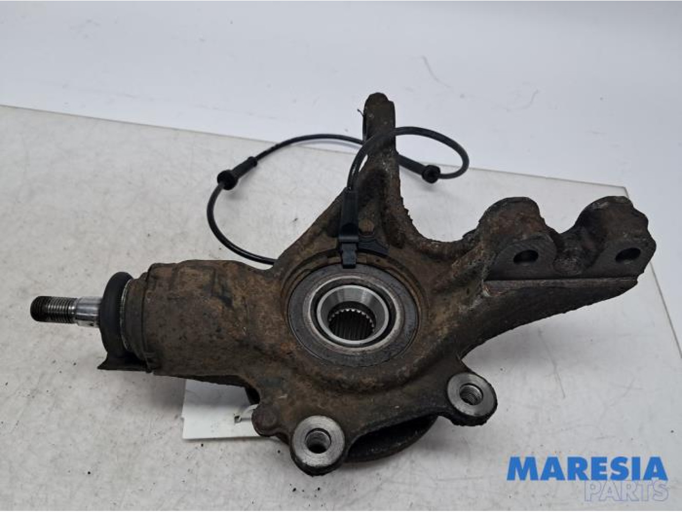 Peugeot - 308 - Knuckle, front left
