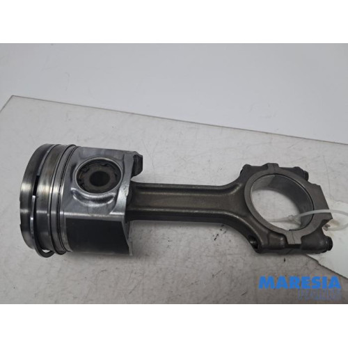 Alfa Romeo - GT - Connecting rod