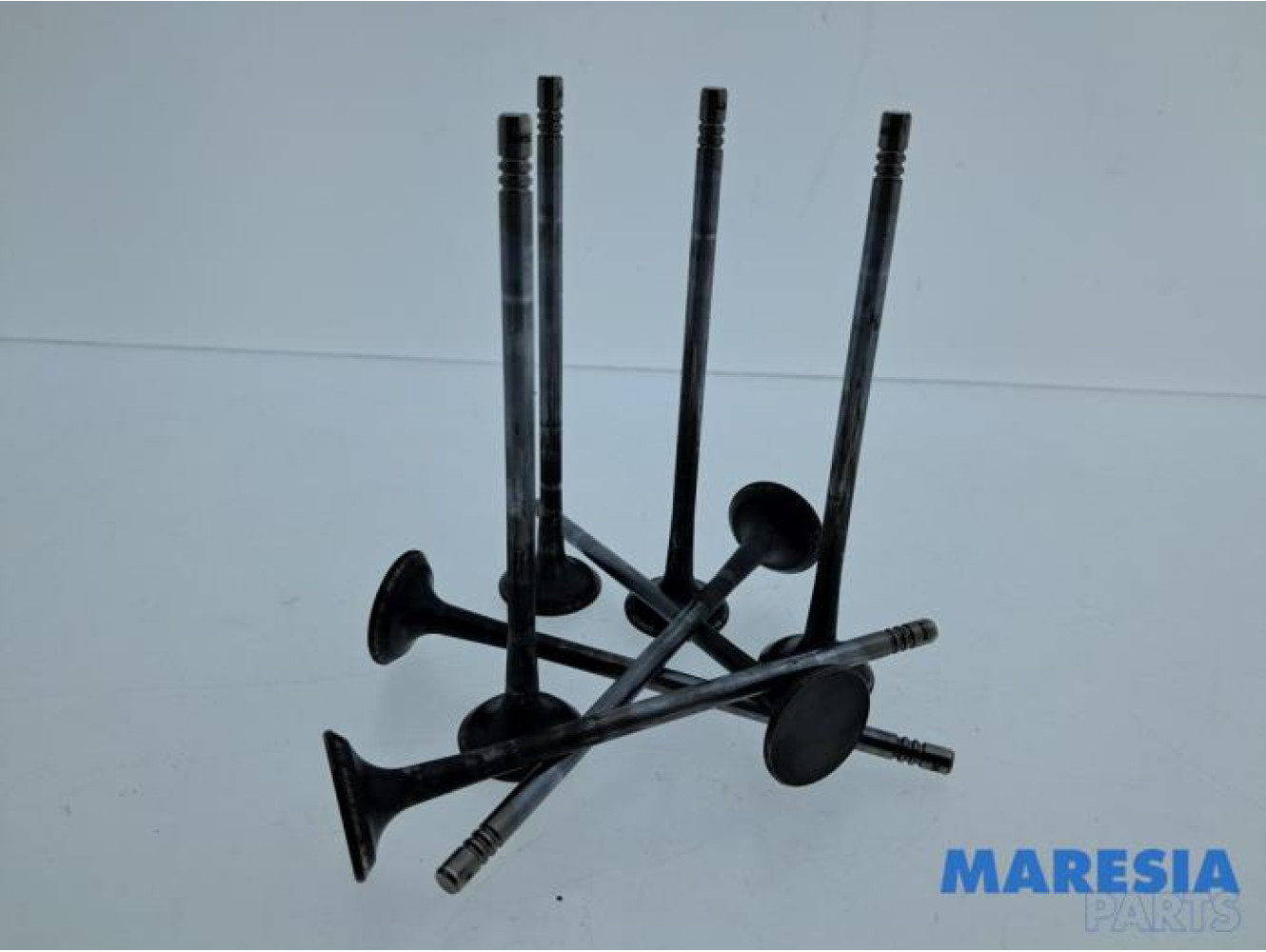 Alfa Romeo - GT - Exhaust valve