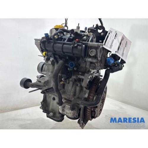 Renault - Captur - Engine