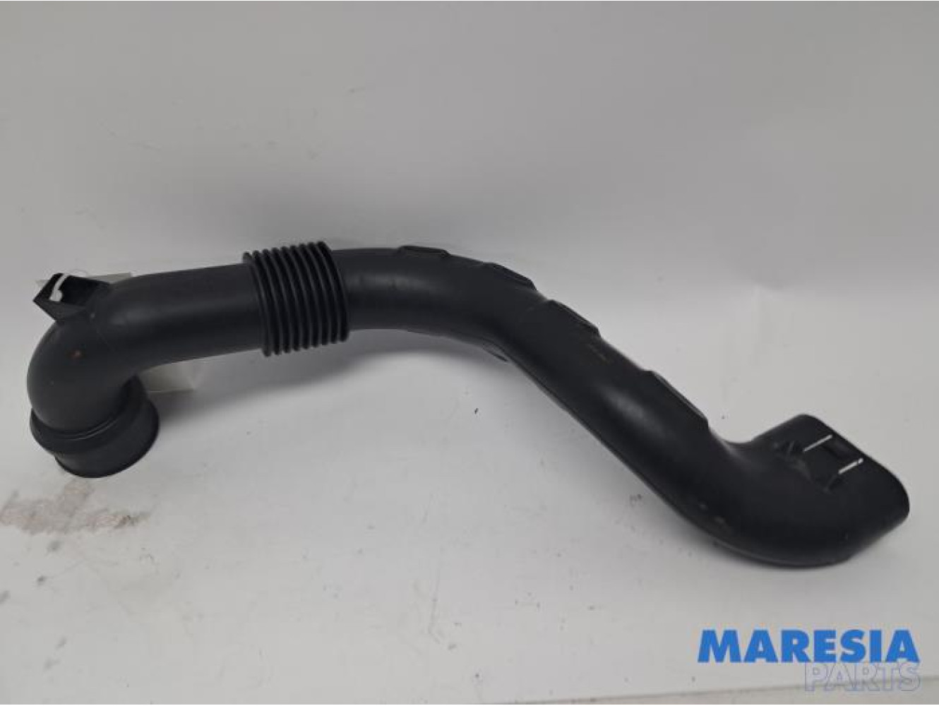 Renault - Captur - Air intake hose