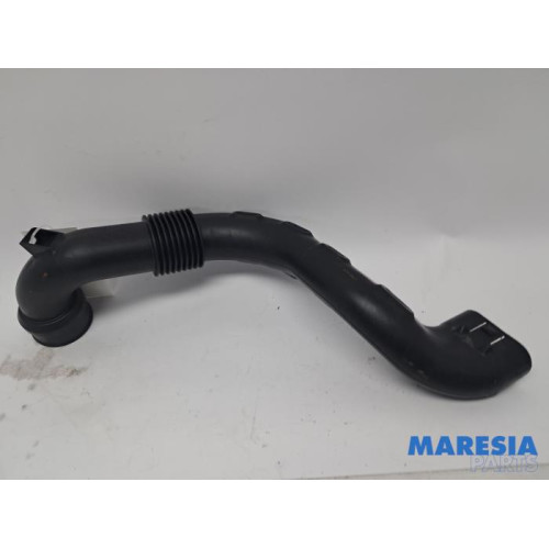Renault - Captur - Air intake hose
