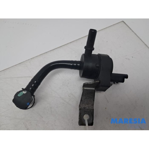 Citroen - Berlingo - Vacuum valve