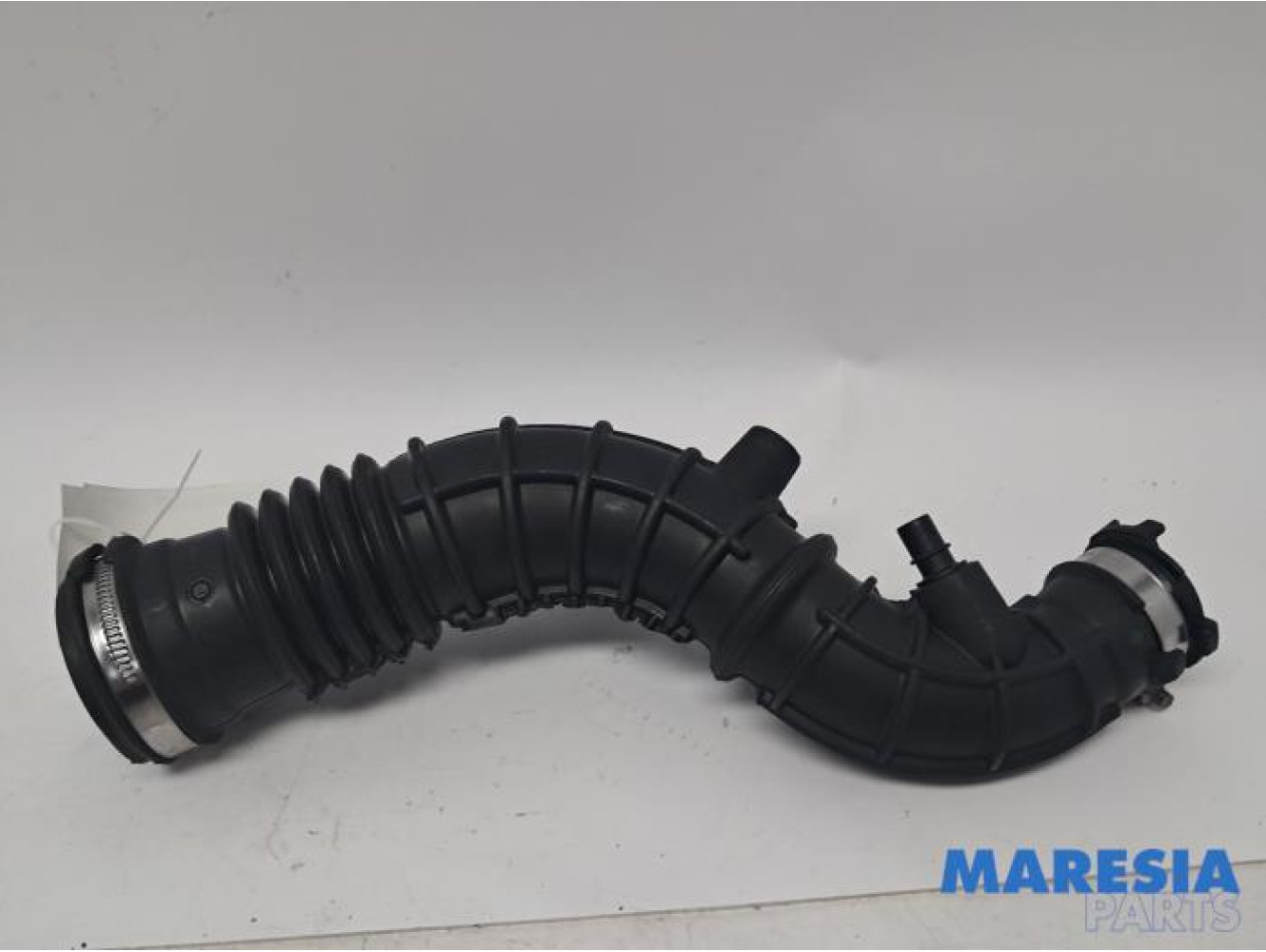 Renault - Captur - Air intake hose