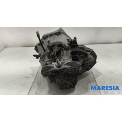 Renault - Trafic - Versnellingsbak