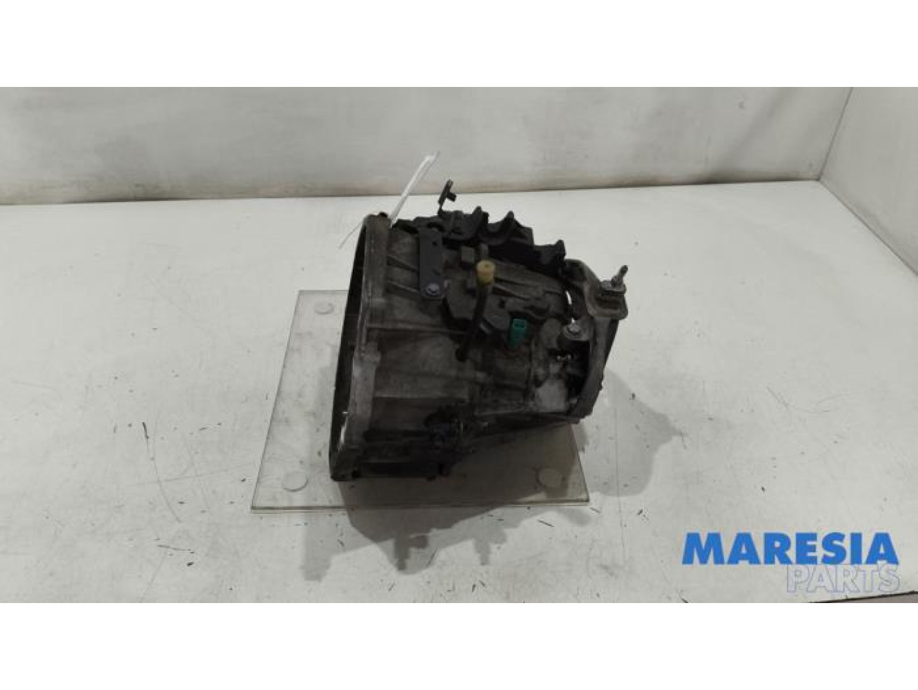 Opel - Vivaro - Gearbox