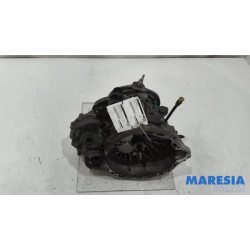 Opel - Vivaro - Gearbox
