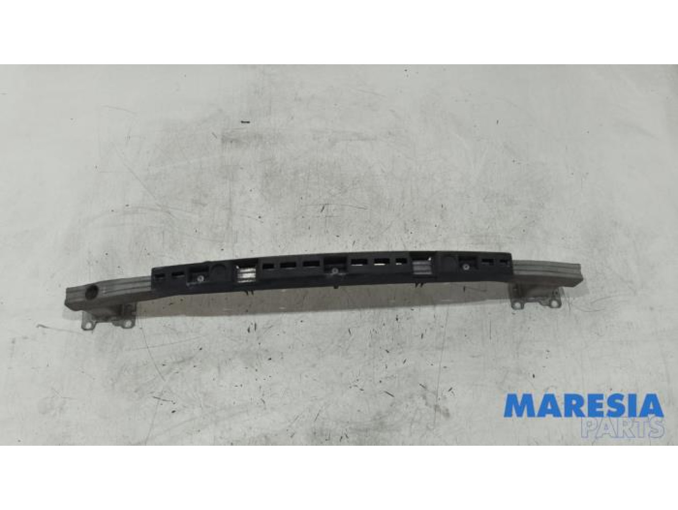 Renault - Megane - Rear bumper frame