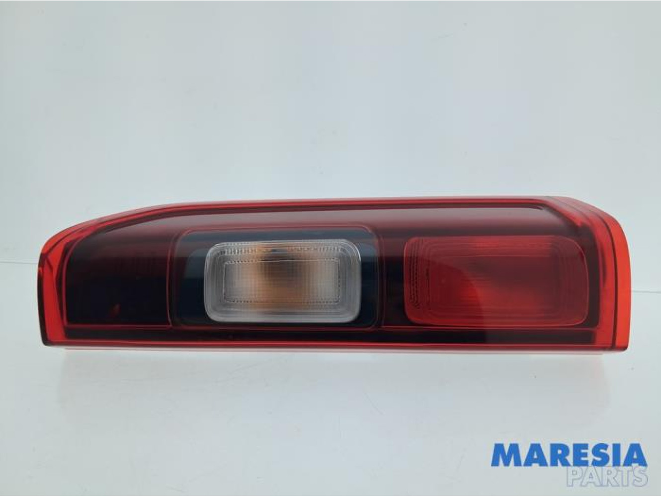 Renault - Trafic - Achterlicht rechts