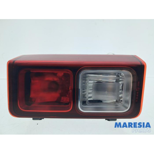 Renault - Trafic - Rücklicht links