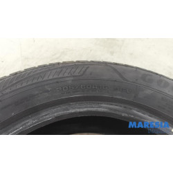 Opel - Combo - Tyre