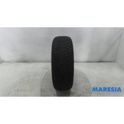 Opel - Combo - Tyre