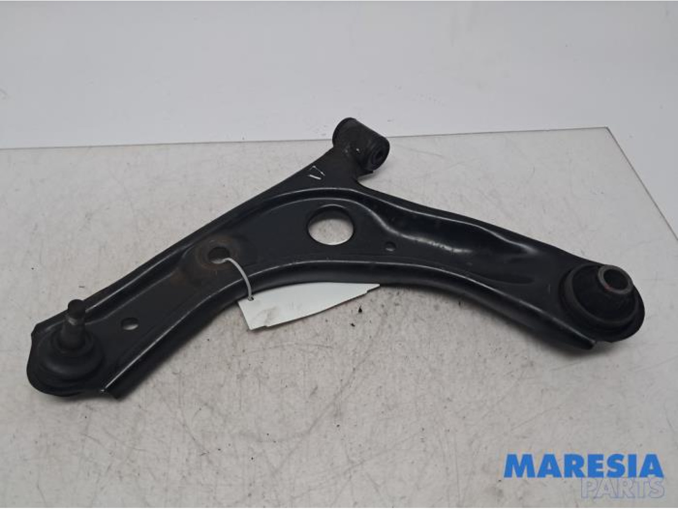 Peugeot - 108 - Front lower wishbone, left