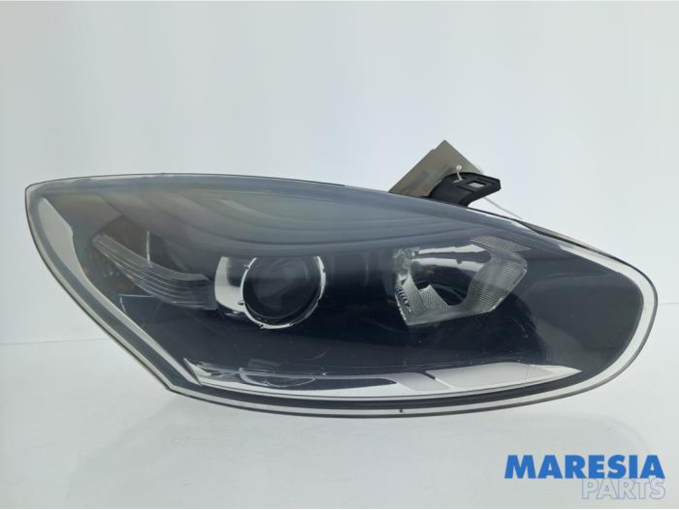 Renault - Megane - Koplamp rechts
