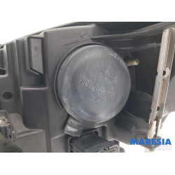 Renault - Megane - Koplamp rechts