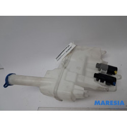 Peugeot - 108 - Front windscreen washer reservoir