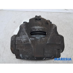 Renault - Captur - Front brake calliper, left