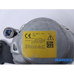 Nissan - NV300 - Front seatbelt, left