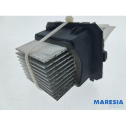 Renault - Trafic - Heater resistor