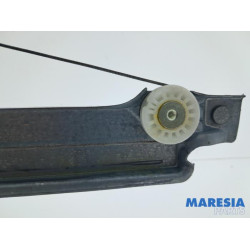 Renault - Trafic - Window mechanism 2-door, front right