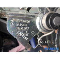 Renault - Trafic - Sliding door lock mechanism, right