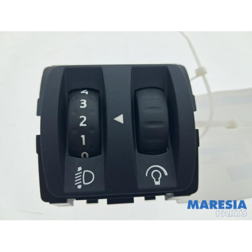 Renault - Trafic - Schakelaar Koplamp Ihv