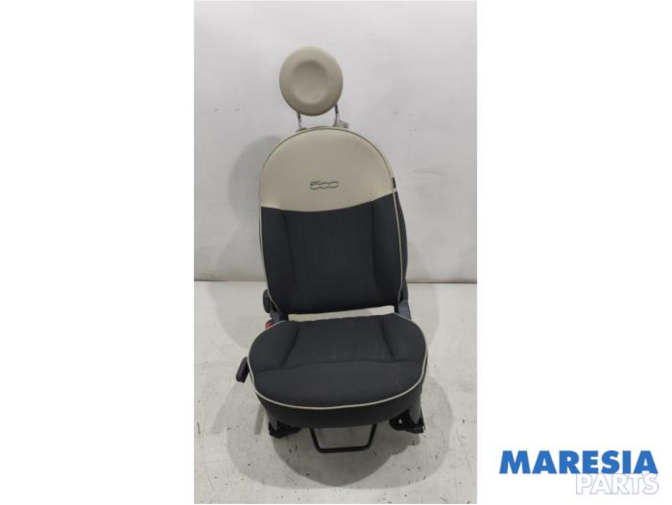 Fiat - 500 - Seat, left