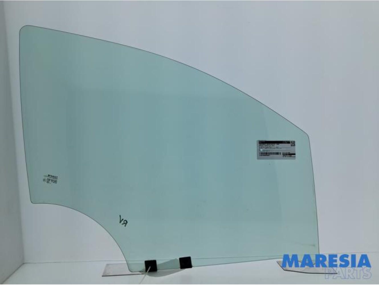 Renault - Captur - Door window 4-door, front right