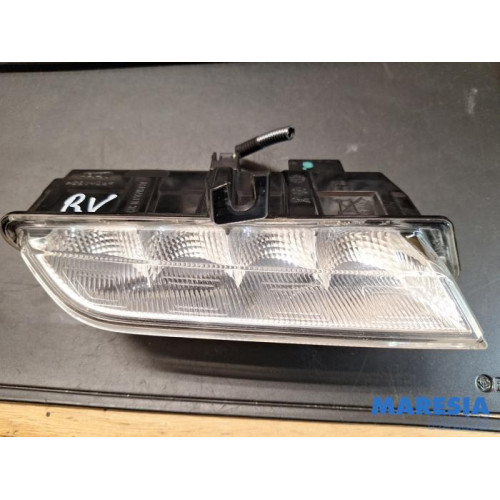 Renault - Captur - Daytime running light, right