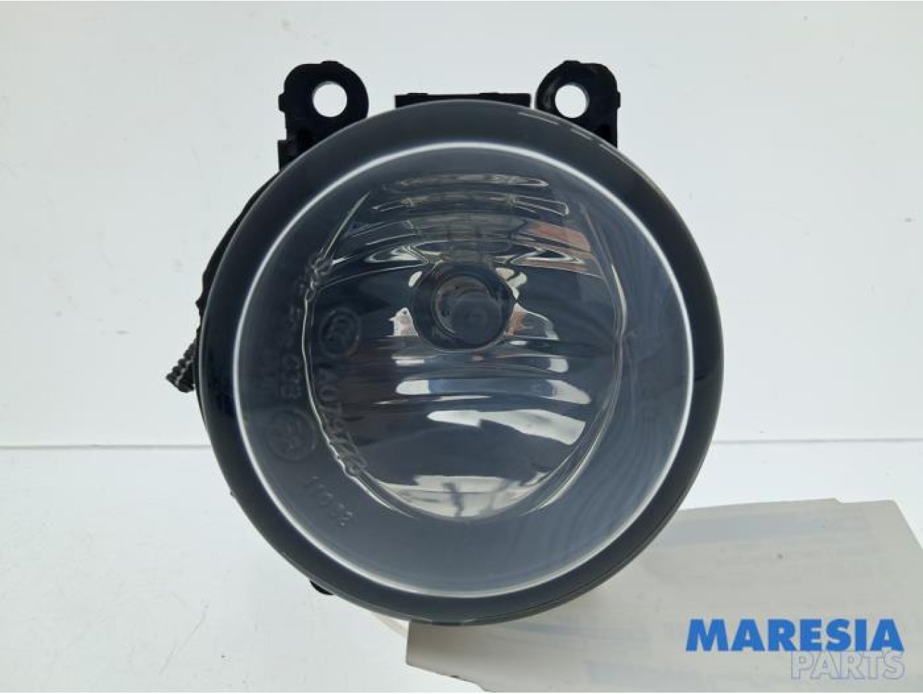 Renault - Captur - Fog light, front left