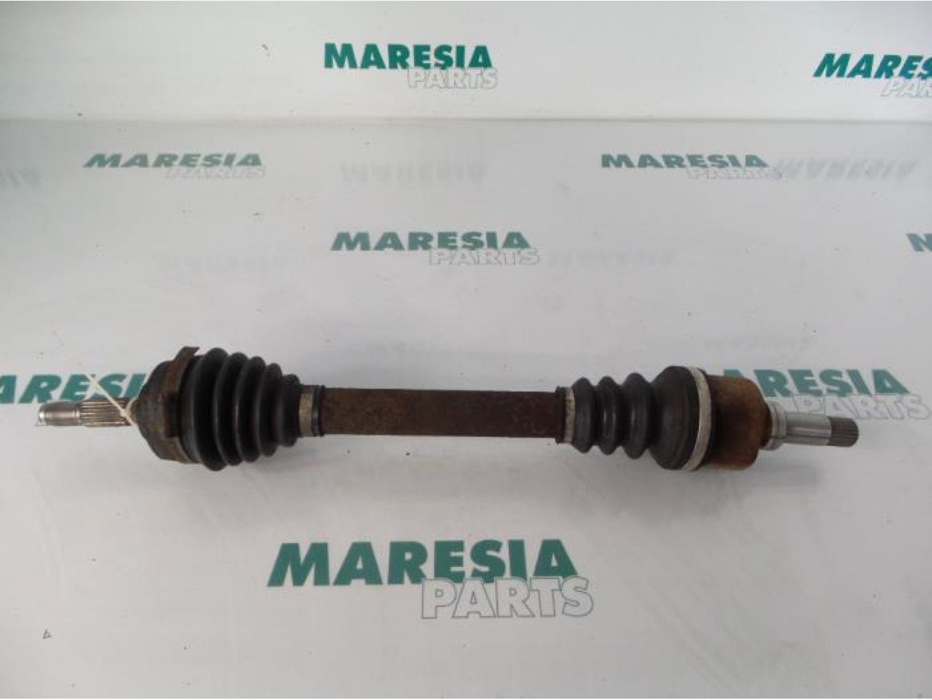 Peugeot - 206 - Aandrijfas links-voor