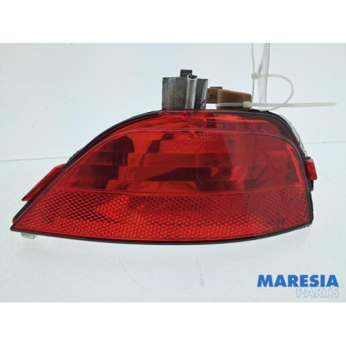 Renault - Captur - Rear fog light