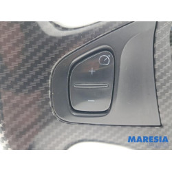 Renault - Captur - Steering wheel