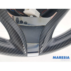 Renault - Captur - Steering wheel