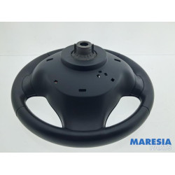 Renault - Captur - Steering wheel