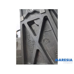 Renault - Captur - Steering column housing