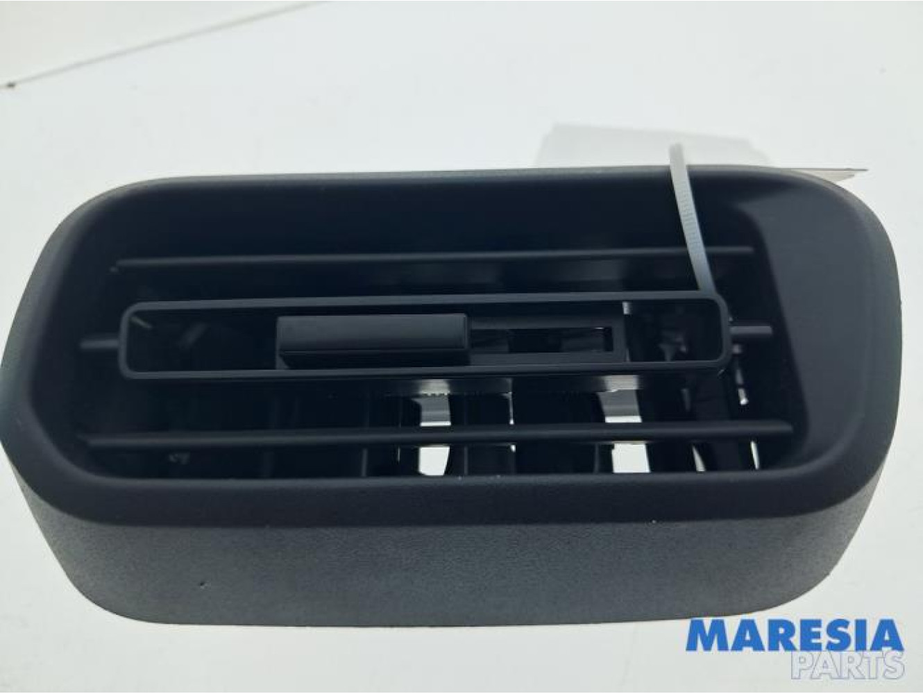 Opel - Combo - Dashboard vent