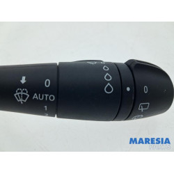 Renault - Captur - Wiper switch