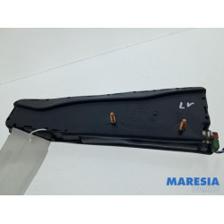 Renault - Captur - Seat airbag (seat)