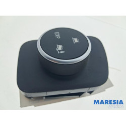 Renault - Captur - ESP switch