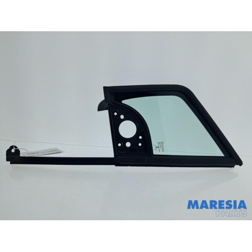 Opel - Combo - Quarter light, front left
