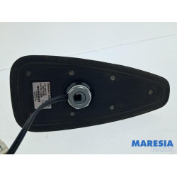 Renault - Captur - Antenne