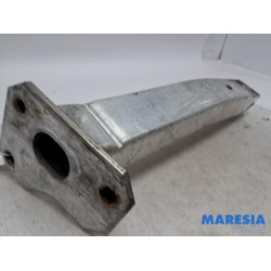 Alfa Romeo - Giulietta - Front part support