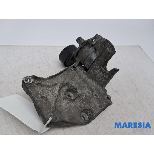 Opel - Combo - Air conditioning bracket