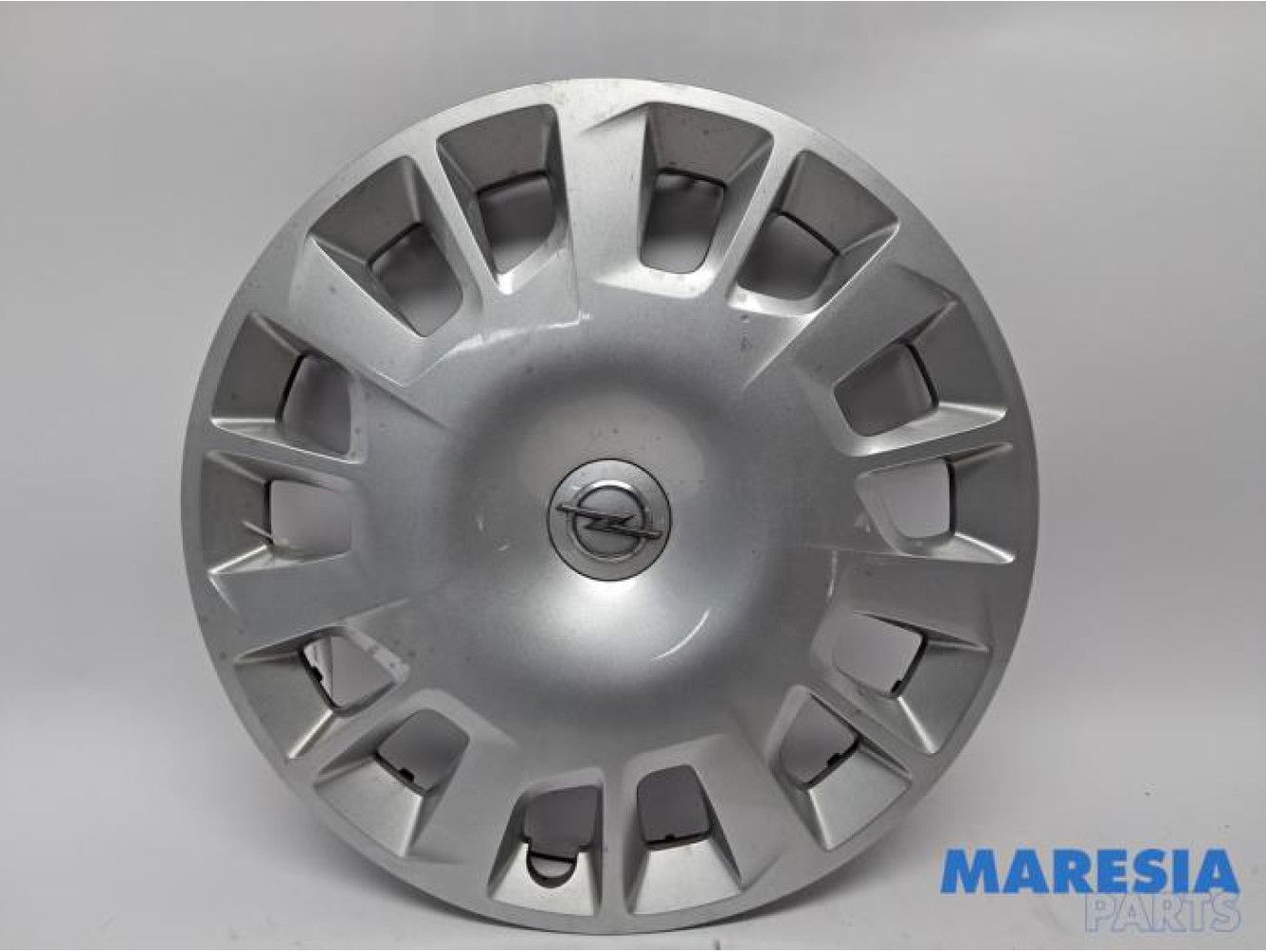 Opel - Combo - Wheel cover (spare)